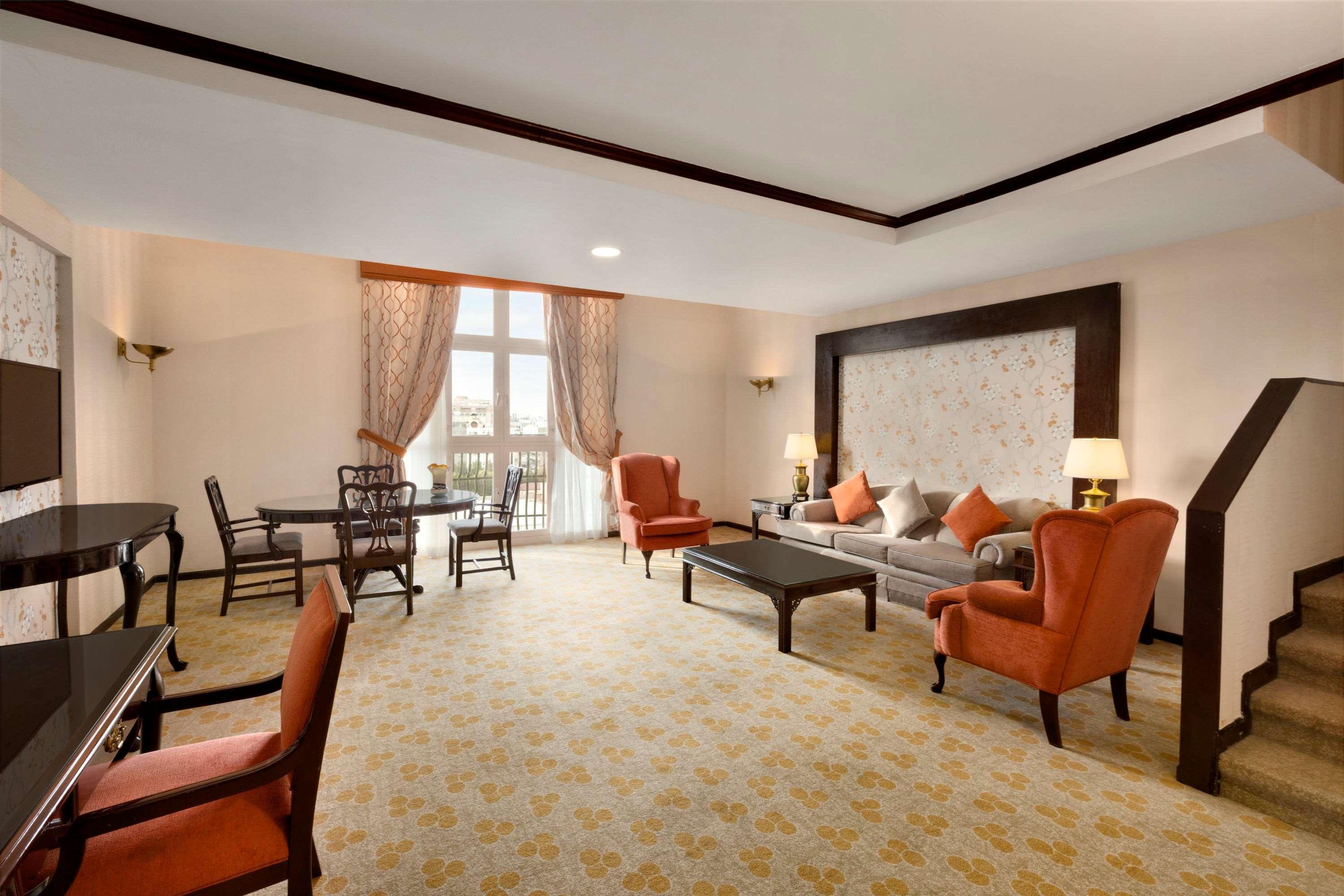 Hawthorn Suites By Wyndham Al Khobar Exterior foto